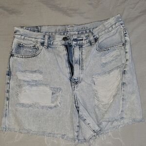 American Eagle Outfitters Women's Distressed Denim Shorts - Light Blue